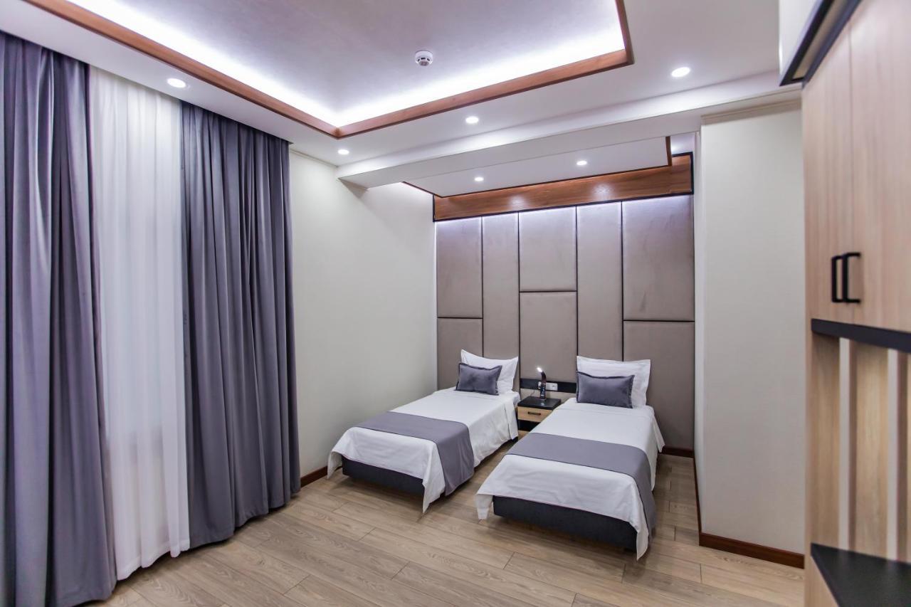 Art Deluxe Hotel ทาชเคนต์ ภายนอก รูปภาพ