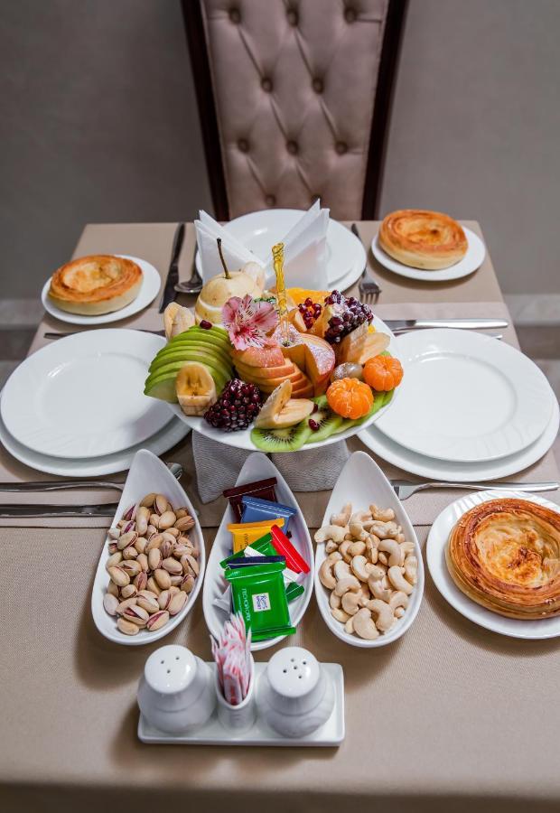 Art Deluxe Hotel ทาชเคนต์ ภายนอก รูปภาพ